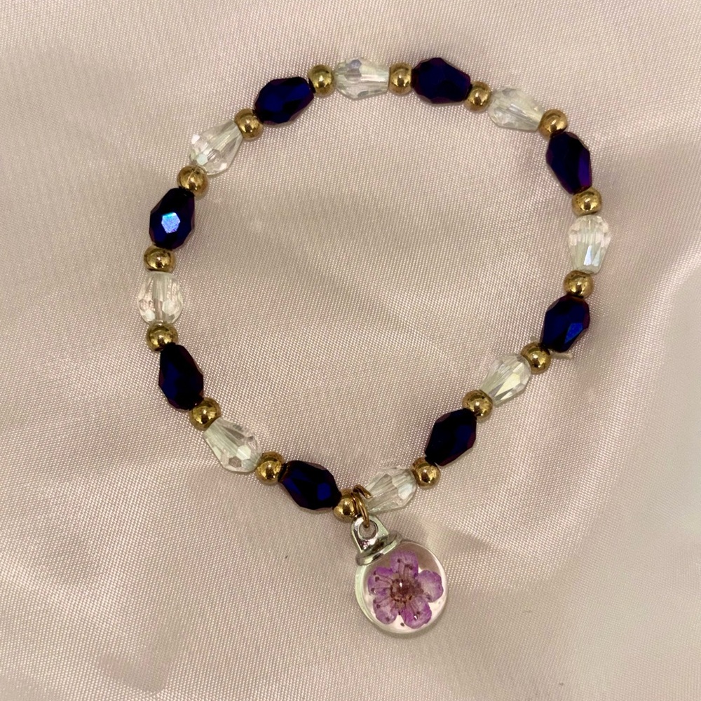 Set of Blue Beaded Bracelets with Dried Flower- New - Picture 3 of 5